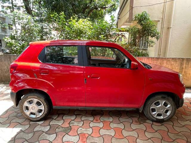 https://images10.gaadi.com/usedgaadi-sellcar/UsedCar/217201cd-0d2d-4eb7-8b41-3eef0d05893c/037d0785-d7cd-4675-872e-dfe5bcf1b43a.jpg?imwidth=6400