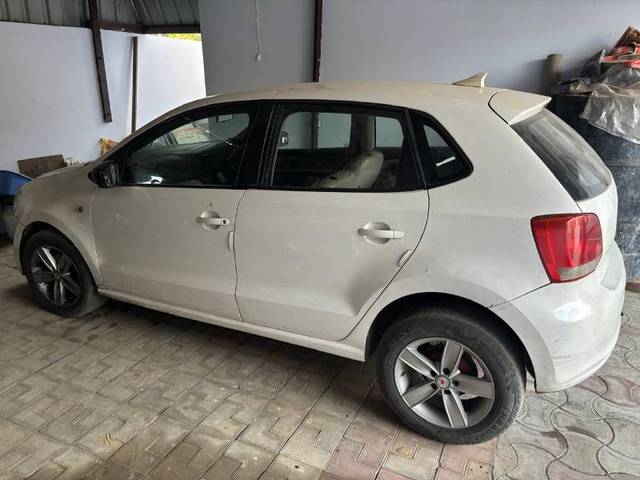 https://images10.gaadi.com/usedgaadi-sellcar/UsedCar/2172d9d5-425e-4249-8d2b-e7f21c3faad8/f6aa9650-05b6-47ad-97fa-2c0284fb887a.jpg?imwidth=6402