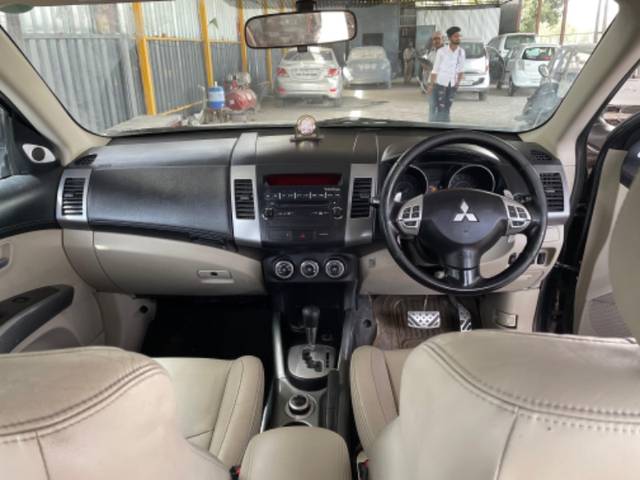 https://images10.gaadi.com/usedgaadi-sellcar/UsedCar/21a5e62e-a995-4480-a756-b25d4d9a02fd/1b1cb0d9-de8c-476d-9608-491d27b3945d.jpg?imwidth=6402