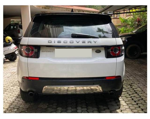 https://images10.gaadi.com/usedgaadi-sellcar/UsedCar/21af29aa-f285-4844-b95c-d343dd0c606c/bdcfaa87-a9b4-4de1-9907-72db03e359f0.png?imwidth=6402