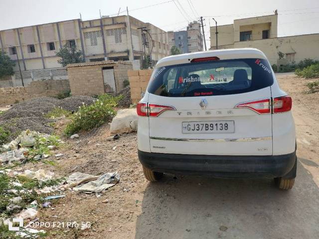 https://images10.gaadi.com/usedgaadi-sellcar/UsedCar/21c877fa-d2ef-41cc-91cb-647705ced544/1fc61f29-39fc-40e6-a635-99021733ce8d.jpg?imwidth=6401