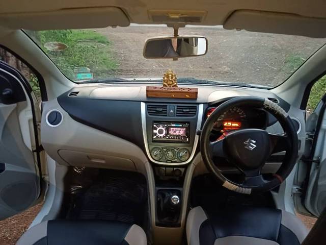 https://images10.gaadi.com/usedgaadi-sellcar/UsedCar/21da6f72-18da-4d9a-af66-16d4fa5baf5a/bfbee5e0-f35d-42ac-8c7d-56be22b12e9c.jpg?imwidth=6402