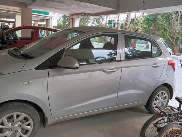 https://images10.gaadi.com/usedgaadi-sellcar/UsedCar/21e5d082-f039-4002-aafb-2880157478bc/cf13d8a6-d3fd-4490-829f-3c0298301be8.jpg?imwidth=6400