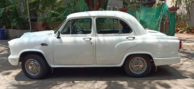 https://images10.gaadi.com/usedgaadi-sellcar/UsedCar/227eaf10-823c-48b5-a5dc-bfa8789a4249/4cbf6e34-2b3e-41eb-a013-0ea3e6177992.jpeg?imwidth=6402
