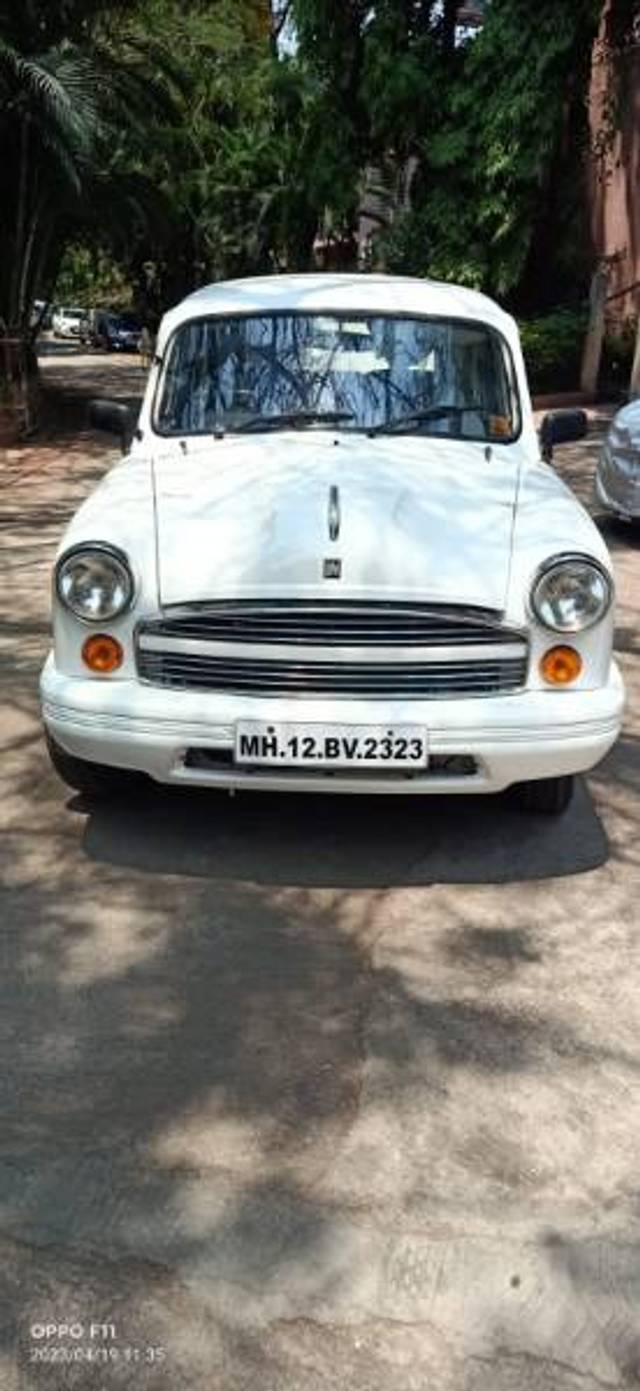 https://images10.gaadi.com/usedgaadi-sellcar/UsedCar/227eaf10-823c-48b5-a5dc-bfa8789a4249/eb6d2459-edc9-4bdc-9e67-cd0b9edcb5bf.jpeg?imwidth=6400