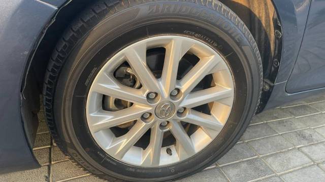 https://images10.gaadi.com/usedgaadi-sellcar/UsedCar/229d53f3-083b-4f83-a344-add18af22c56/291c6406-8c06-42ac-83f6-4e03310c9491.jpg?imwidth=6401