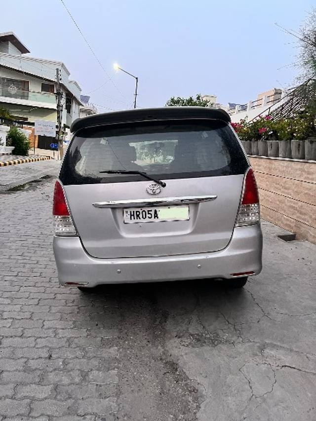https://images10.gaadi.com/usedgaadi-sellcar/UsedCar/22fd4061-5420-4f81-b62f-4105a9e227b0/10ecb5bc-e527-4f0e-9f89-b36864e02cc6.jpeg?imwidth=6402