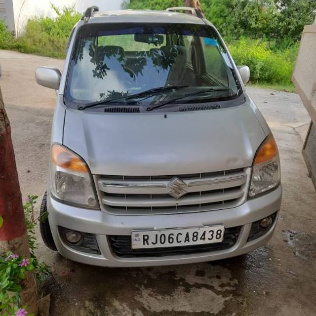 https://images10.gaadi.com/usedgaadi-sellcar/UsedCar/23168ea9-e752-44be-b687-875152415625/1f7bb2be-ff46-47b1-af93-90df4aacba42.jpg?imwidth=6400