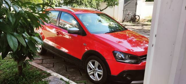 https://images10.gaadi.com/usedgaadi-sellcar/UsedCar/23196929-e441-426f-82a0-a43dc0e89be6/5f01dc68-9970-4b62-a4df-6d8a441714f6.jpeg?imwidth=6400