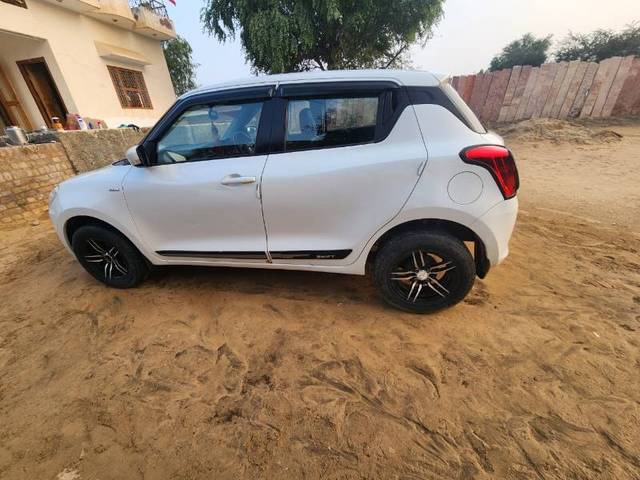 https://images10.gaadi.com/usedgaadi-sellcar/UsedCar/231c4760-c3c4-4d42-bdfc-b9845de61eaa/5a244a83-5e54-4c1d-8f6c-621a990c1654.jpg?imwidth=6400