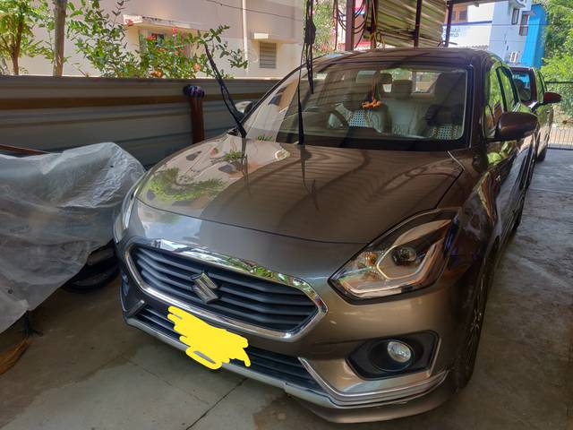 https://images10.gaadi.com/usedgaadi-sellcar/UsedCar/2322e908-a79f-440a-9bc4-65521382e2f7/8a123e7b-3905-47e3-b930-bb43a42d1928.jpg?imwidth=6400