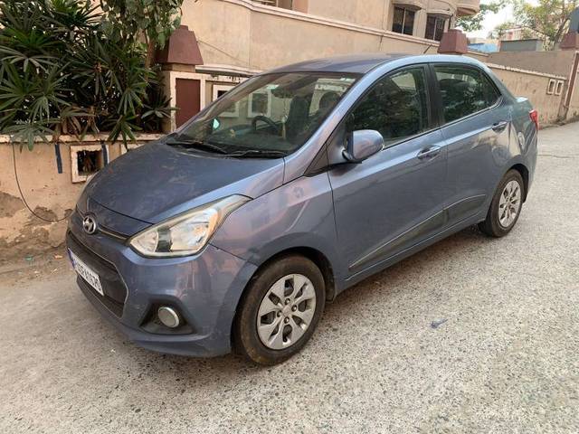 https://images10.gaadi.com/usedgaadi-sellcar/UsedCar/2326c1c0-4b5f-4f05-8023-cb82bcbf5910/8c60e73e-5a41-4b61-a787-3940deb4bac1.jpg?imwidth=6400