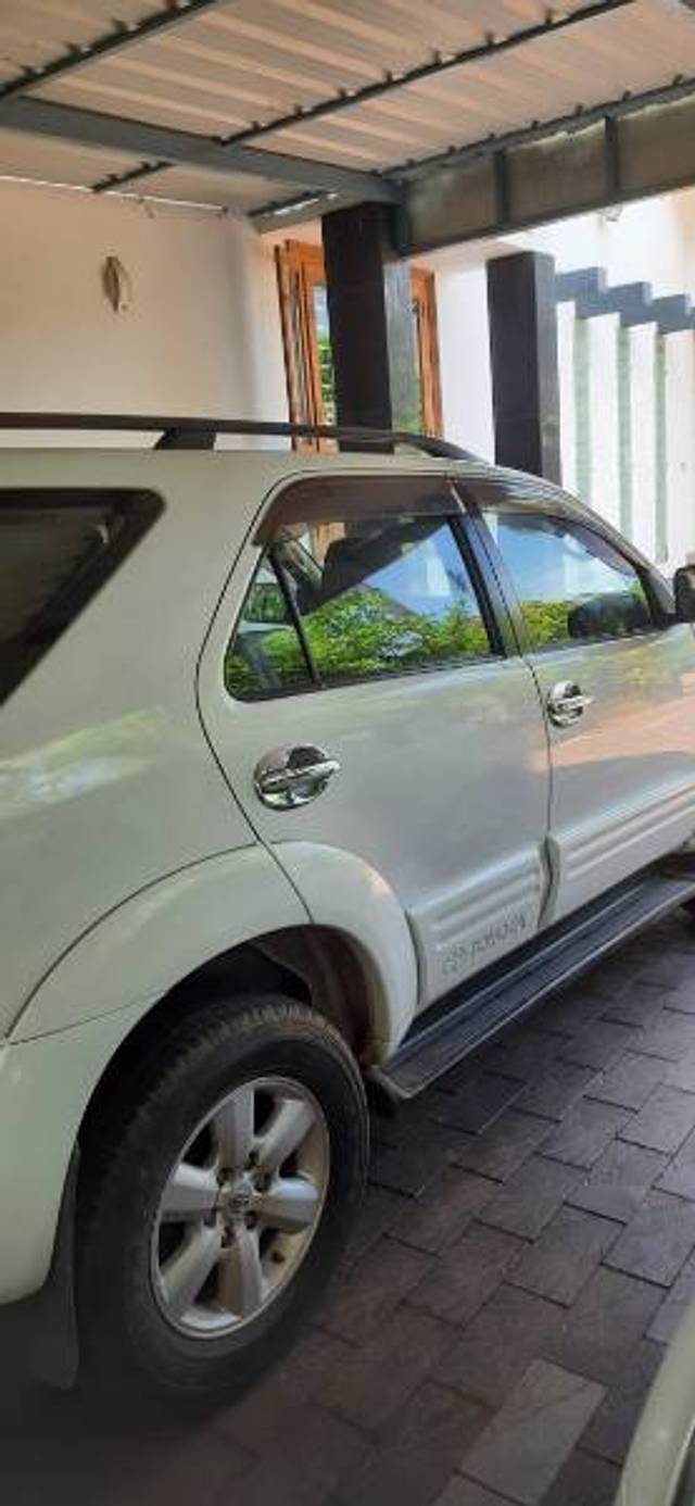 https://images10.gaadi.com/usedgaadi-sellcar/UsedCar/2339e84f-ab21-4d79-bdd3-df028df0faa2/9fba478a-376a-48b8-99eb-7ca7aa030397.jpg?imwidth=6402