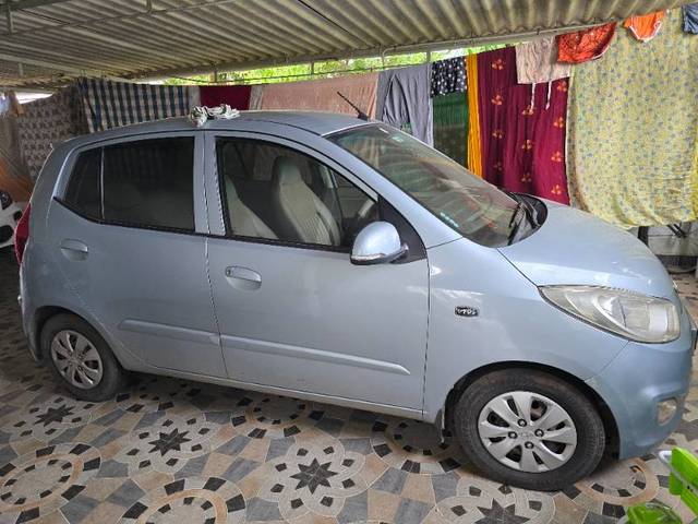 https://images10.gaadi.com/usedgaadi-sellcar/UsedCar/2342352e-8b74-4ebf-a76e-f2d661bffa16/4f4b7338-db72-498d-ab45-ac294db83d73.jpg?imwidth=6400