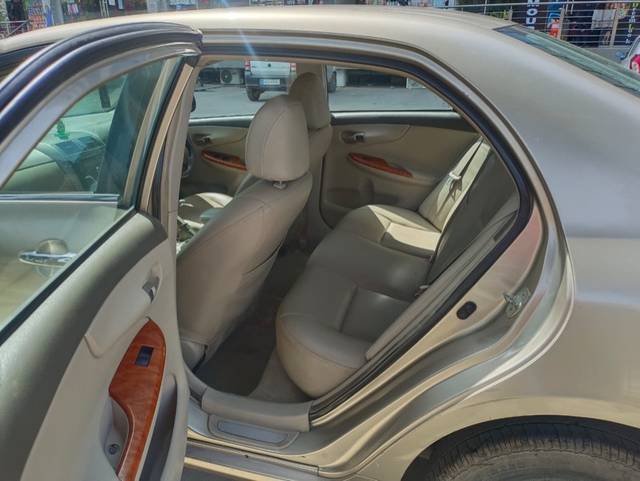 https://images10.gaadi.com/usedgaadi-sellcar/UsedCar/237737aa-f916-43bd-a852-ffb9678d7c31/481cb323-bc5a-4fac-9950-0afa706a19a9.jpeg?imwidth=6402