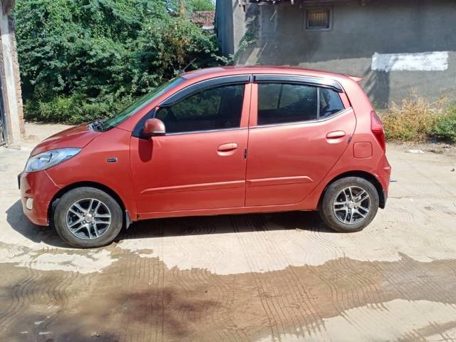 https://images10.gaadi.com/usedgaadi-sellcar/UsedCar/23888eb2-bf0a-4323-9ef5-3b8ff577457e/baef6883-270c-43bc-b1fd-1edb31a38b04.jpeg?imwidth=6402