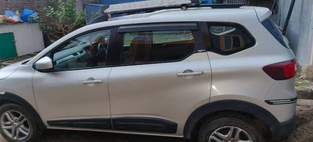 https://images10.gaadi.com/usedgaadi-sellcar/UsedCar/23eb4193-0ce9-4dc5-8aa0-d9de97155ec2/729f6c0c-7fc8-454b-b028-4640f7dbe90f.jpg?imwidth=6402