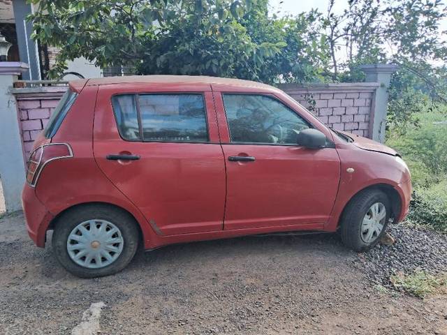 https://images10.gaadi.com/usedgaadi-sellcar/UsedCar/23fc236d-74bc-4396-b6c2-c74ff655afff/5b7596e2-f4e7-4c90-8e17-308ccabc0210.jpg?imwidth=6400
