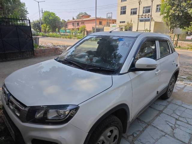 https://images10.gaadi.com/usedgaadi-sellcar/UsedCar/2439d9b1-178c-4461-80c5-4e88aa51fcc5/71a34f4c-0efd-4066-889e-cf12283cd2be.jpg?imwidth=6400