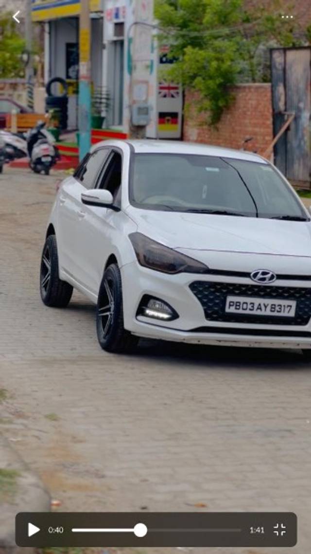 https://images10.gaadi.com/usedgaadi-sellcar/UsedCar/2467dbac-4dbc-45ed-ba56-34f9e19678cc/67807fd8-b6a9-4efb-a1d8-dfcb9fdde017.jpeg?imwidth=6400