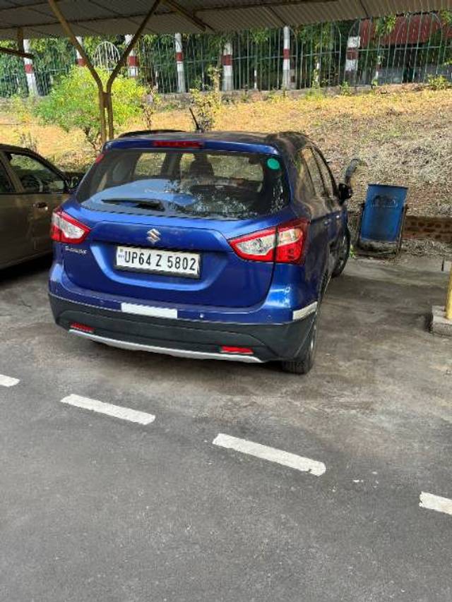 https://images10.gaadi.com/usedgaadi-sellcar/UsedCar/24df0d11-7dac-4d64-a268-7b2a8c989e23/e3823bf5-bc86-41b1-b2b0-686aa674bcfb.jpg?imwidth=6400