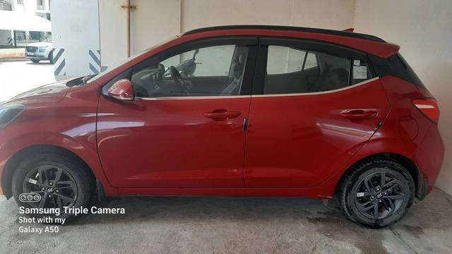 https://images10.gaadi.com/usedgaadi-sellcar/UsedCar/24f45a43-6bcd-41b0-a179-68a6ac6efd24/eae0e4e9-87cd-4ff8-829c-6f569430459b.jpg?imwidth=6402