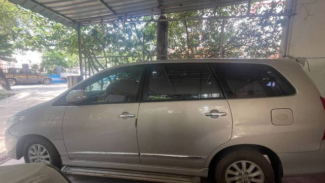 https://images10.gaadi.com/usedgaadi-sellcar/UsedCar/2523f8ad-c1c7-4b0a-90bc-6cead34d7caa/f41e4f7b-84f5-4818-9db1-497cf79966a0.jpg?imwidth=6401