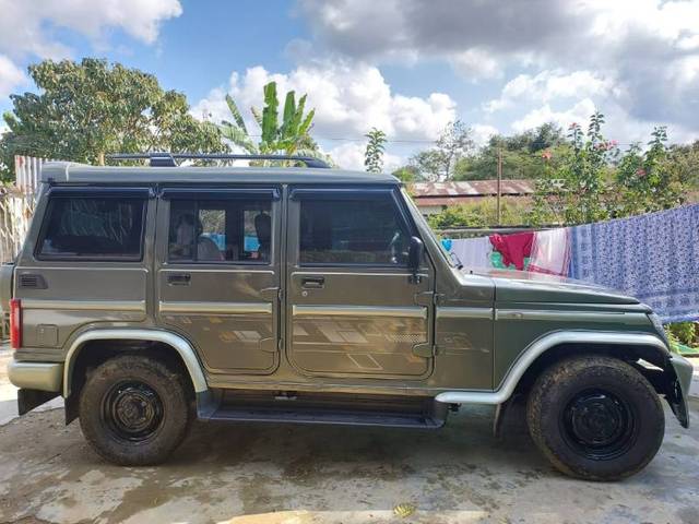 https://images10.gaadi.com/usedgaadi-sellcar/UsedCar/257452a8-15c6-44d1-95d4-cdf655de74a5/e6786009-dffb-4098-80c3-1af162714a50.jpg?imwidth=6401