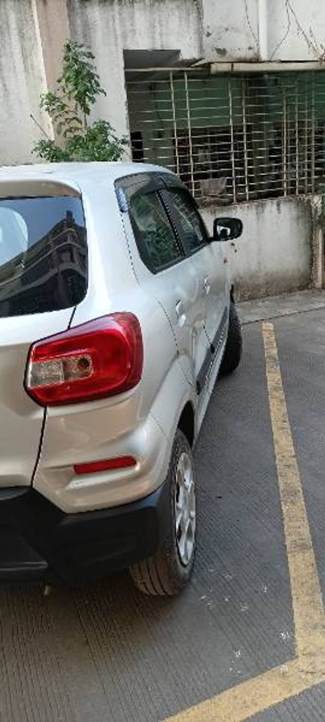 https://images10.gaadi.com/usedgaadi-sellcar/UsedCar/2585b7a9-cc8a-473a-abe1-cae68bed8e5f/37854604-7615-4214-8e53-dab189ac3070.jpg?imwidth=6401