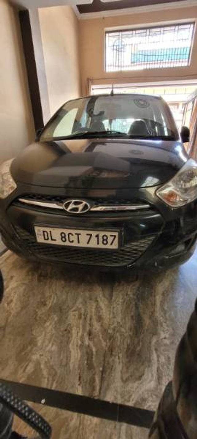 https://images10.gaadi.com/usedgaadi-sellcar/UsedCar/25911bb5-2911-407c-9fe6-13bd0c83c50f/7ba97d80-69b5-4c05-a747-e5359d8bb6ce.jpg?imwidth=6402