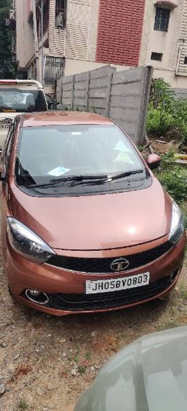 https://images10.gaadi.com/usedgaadi-sellcar/UsedCar/25a210d3-abd5-4cae-a856-7bbadfc4b74f/790c52b0-6124-4b8d-ae09-138f9b61fcde.jpg?imwidth=6401