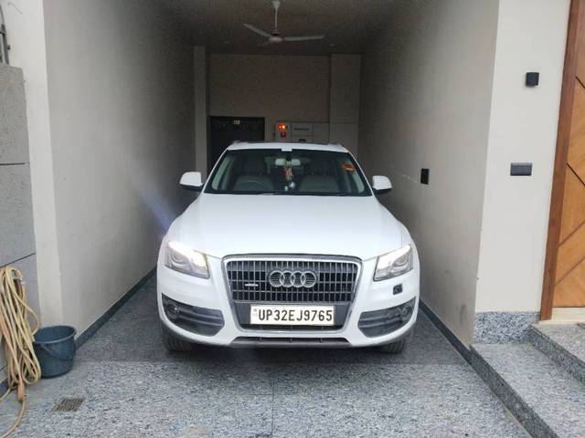 https://images10.gaadi.com/usedgaadi-sellcar/UsedCar/25b08e81-2acd-4737-909d-03cb156320c5/109c9575-a70a-48a1-a2c2-4bc0f8d1201f.jpg?imwidth=6400