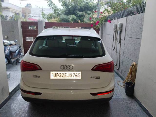 https://images10.gaadi.com/usedgaadi-sellcar/UsedCar/25b08e81-2acd-4737-909d-03cb156320c5/635b8a43-3d0c-4eae-b62b-028256ebb677.jpg?imwidth=6401