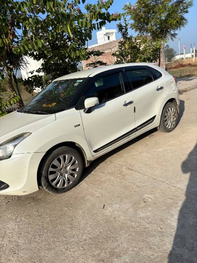 https://images10.gaadi.com/usedgaadi-sellcar/UsedCar/25e33fab-4704-41a4-bc3b-741ca66660d5/a3ac623d-b0c5-4a90-b2c6-22a94f9ad252.jpg?imwidth=6400