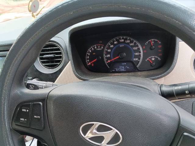 https://images10.gaadi.com/usedgaadi-sellcar/UsedCar/25e5cf74-b1df-49b2-8299-d62c48e6dd9d/7f77c4d6-5790-4621-aaf3-1ad9be6aea4e.jpg?imwidth=6401