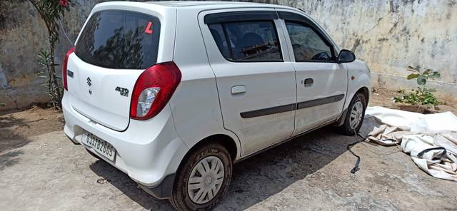https://images10.gaadi.com/usedgaadi-sellcar/UsedCar/2630732b-7699-4069-93fe-c3be8235e85e/90ef69e5-b7ad-4328-9692-b25d6f0d7f88.jpg?imwidth=6402