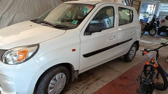 https://images10.gaadi.com/usedgaadi-sellcar/UsedCar/26713d64-2d91-4907-9770-9555818e5a71/fbf73de4-41a5-45e9-834f-b153d7f883ab.jpg?imwidth=6400