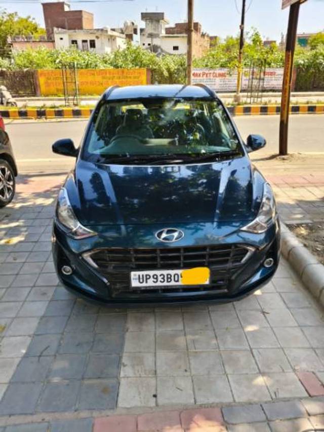 https://images10.gaadi.com/usedgaadi-sellcar/UsedCar/26815454-fce2-43f4-9942-0bdc648e749e/fdd45a8d-1b75-48d0-b0a3-07e7c5a393a0.jpg?imwidth=6400