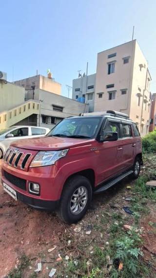 Mahindra TUV 300 2015-2019 Mahindra TUV 300 T8