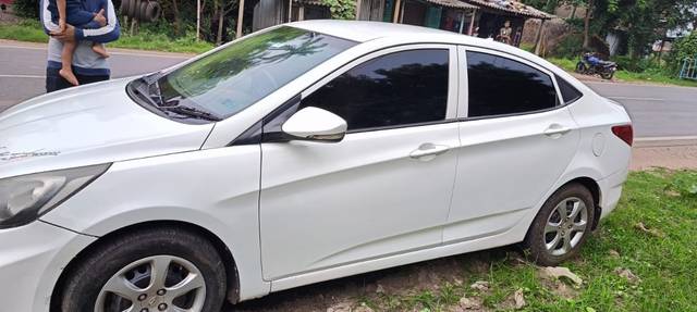 https://images10.gaadi.com/usedgaadi-sellcar/UsedCar/26e9b68c-153a-4fd4-bc7c-688cb974debe/f111c50e-5eca-4cc7-8c7e-35f014bc00ae.jpeg?imwidth=6400