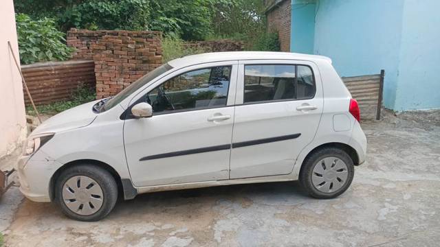 https://images10.gaadi.com/usedgaadi-sellcar/UsedCar/26f10780-1e20-45cc-98b9-a952cc364b5b/73f7d726-e4fd-4d8e-9aca-05974863d6cc.jpg?imwidth=6402