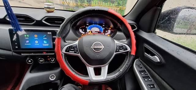 https://images10.gaadi.com/usedgaadi-sellcar/UsedCar/26f67b01-ab53-4610-af93-13a4f51138b9/7719c11e-c6b5-487f-bca7-024e799e48d4.jpg?imwidth=6400