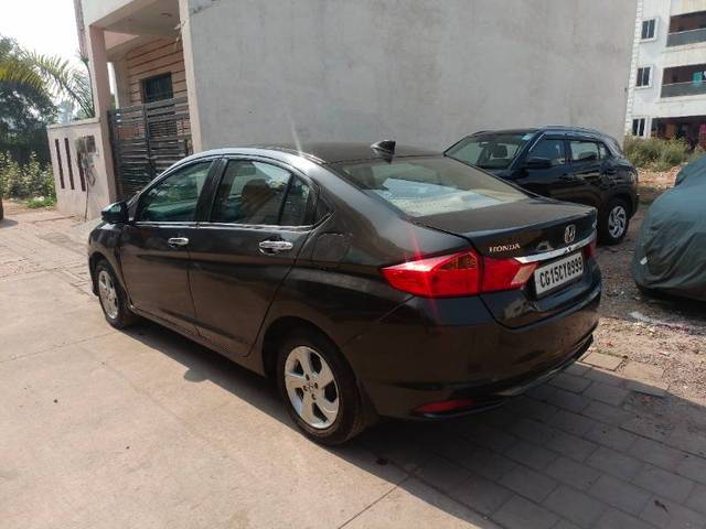 https://images10.gaadi.com/usedgaadi-sellcar/UsedCar/2748bb09-475b-4fbb-9bd6-505df979ea7d/ae52fc66-6283-43e1-bd0c-265455051db7.jpg?imwidth=6401