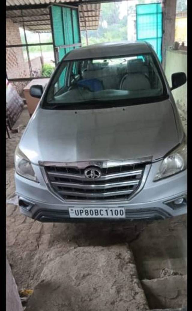 https://images10.gaadi.com/usedgaadi-sellcar/UsedCar/2762f2d2-58aa-4bce-9721-e915096052fb/b15958e7-38b9-4f05-8ba4-fd5376bc4884.jpg?imwidth=6400