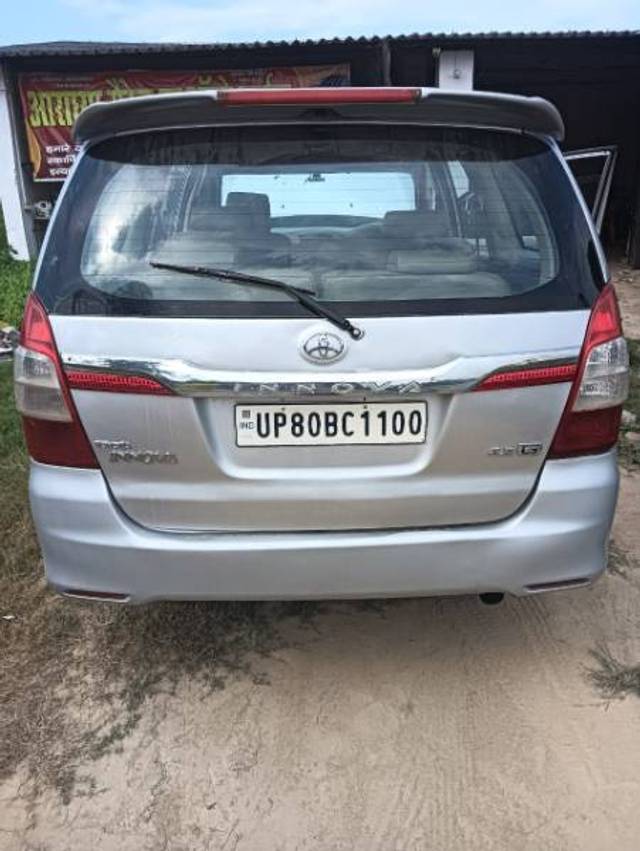 https://images10.gaadi.com/usedgaadi-sellcar/UsedCar/2762f2d2-58aa-4bce-9721-e915096052fb/bdd07f6f-2891-4207-8d96-3b3bc9036369.jpg?imwidth=6401