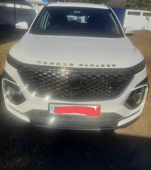 https://images10.gaadi.com/usedgaadi-sellcar/UsedCar/276df7ee-096e-4359-8580-25864bc26f0c/1577444f-139c-4bd5-93a9-5045b81876ea.jpg?imwidth=6401