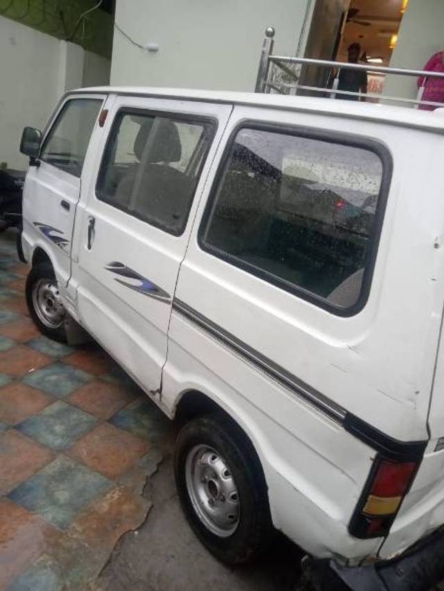 https://images10.gaadi.com/usedgaadi-sellcar/UsedCar/27849241-72bf-4887-9925-b309a4e4eee0/b48fb61d-ba9d-494d-9502-a57c1e2565b9.jpeg?imwidth=6402