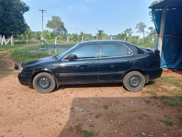 https://images10.gaadi.com/usedgaadi-sellcar/UsedCar/27b78eda-1ad3-4e4b-ac8d-0c93de47b14d/127b50f4-8f9b-42df-aba8-7df4480a9c00.jpg?imwidth=6402