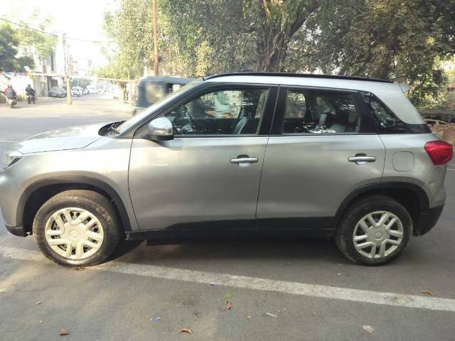 https://images10.gaadi.com/usedgaadi-sellcar/UsedCar/284460f1-fb40-44fb-a56a-9059e36de210/bf4b4755-b3c9-4b58-ab53-4ccb4dc0942e.jpg?imwidth=6402