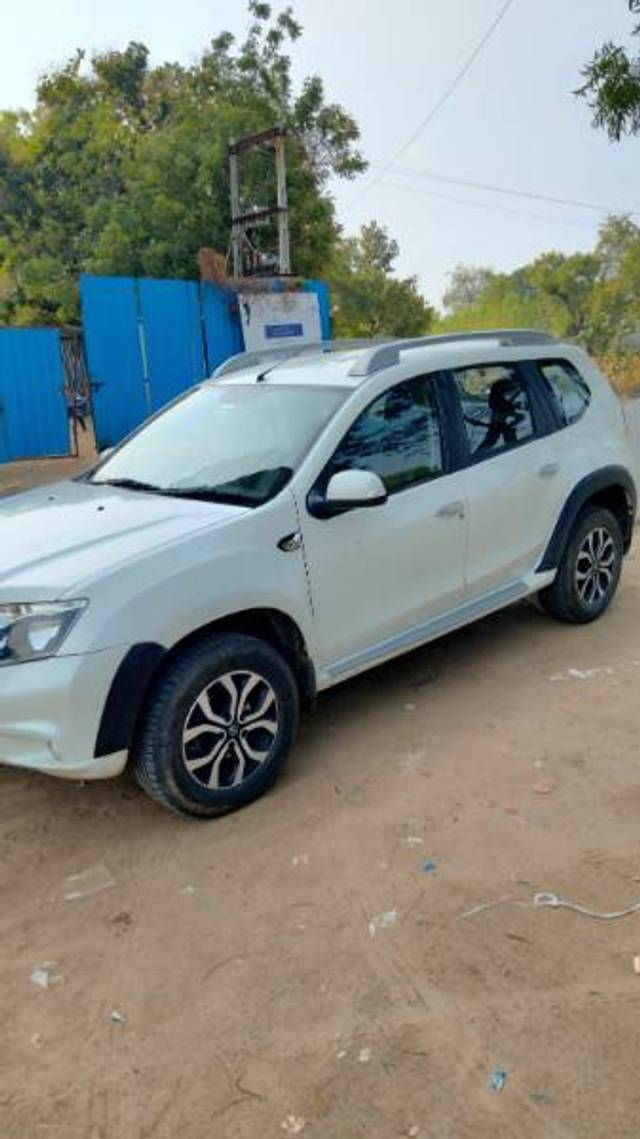 https://images10.gaadi.com/usedgaadi-sellcar/UsedCar/284c9bda-e052-4676-af6a-e4765e15e439/1203206d-e246-4e27-a1f3-0552d8843102.jpg?imwidth=6402
